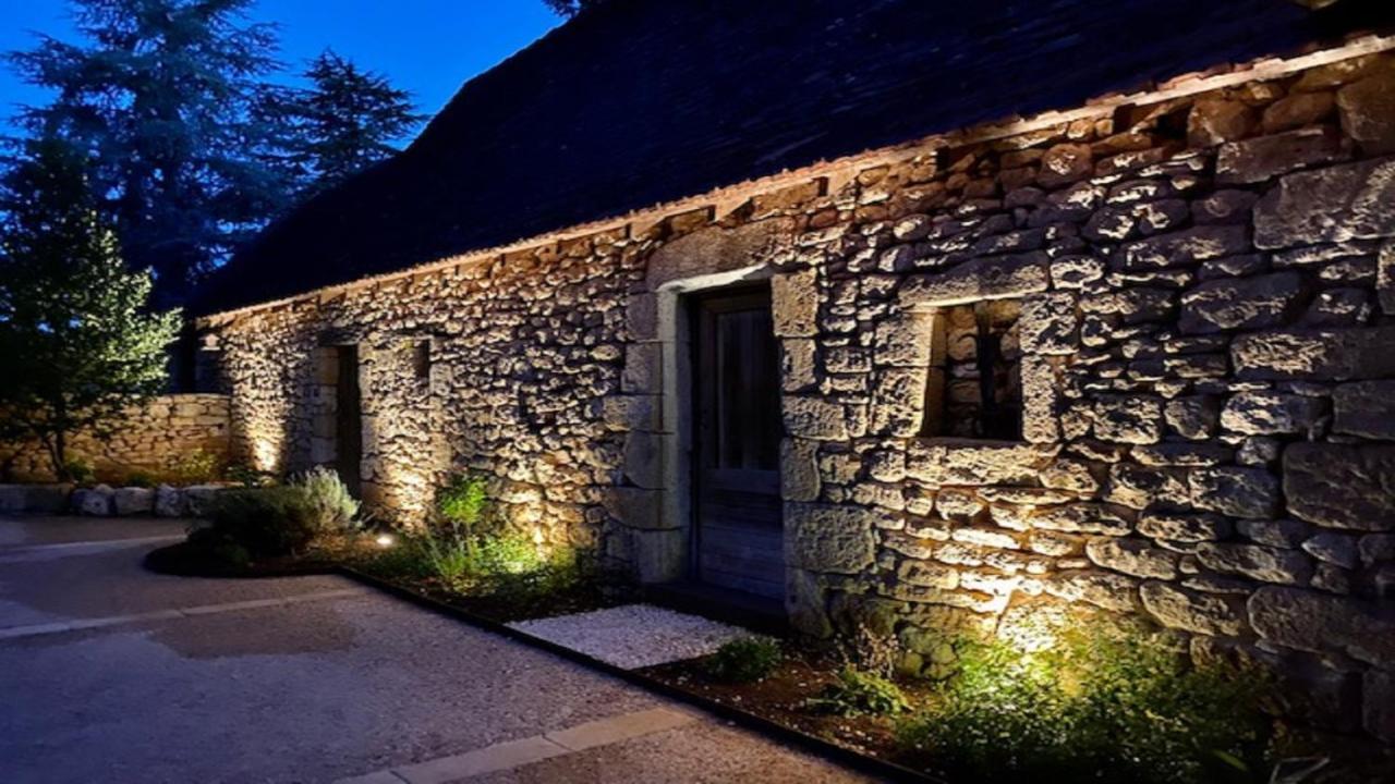 Domaine De Cazal - Gite 2 Pers Avec Piscine Au Coeur De 26 Hectares De Nature Preservee Saint-Cyprien (Dordogne) Exterior foto
