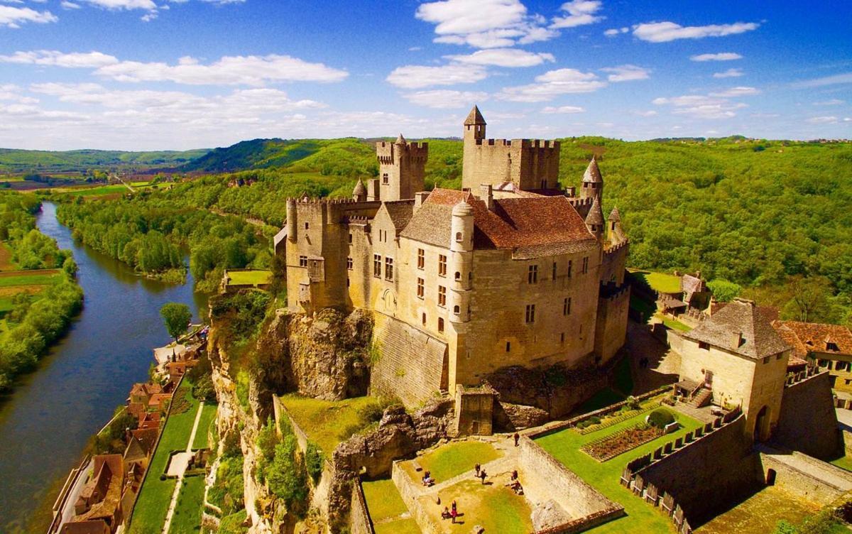 Domaine De Cazal - Gite 2 Pers Avec Piscine Au Coeur De 26 Hectares De Nature Preservee Saint-Cyprien (Dordogne) Exterior foto